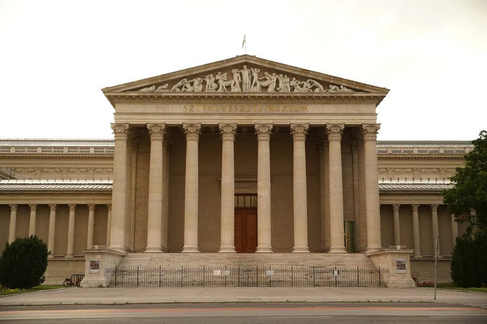 The,Museum,Of,Fine,Arts,On,Heroes',Square.,Tourist,Attraction.